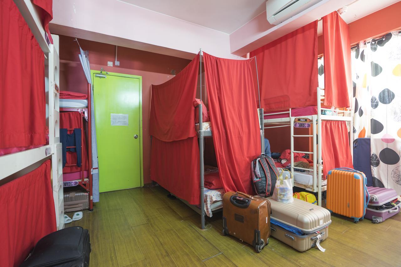 Pandora After 80S Hostel Hong Kong Exterior photo